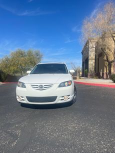 Used 2005 MAZDA MAZDA3 s w/ Moonroof & 6-CD Pkg
