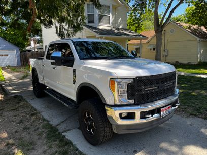 Used 2017 Ford F250 Lariat w/ Chrome Package