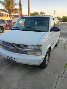 Used 2000 Chevrolet Astro Passenger AWD