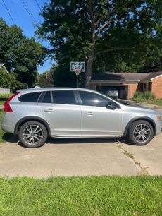 Used 2015 Volvo V60 T5 Cross Country w/ Protection Package