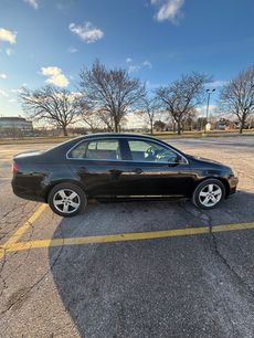 Used 2009 Volkswagen Jetta SEL