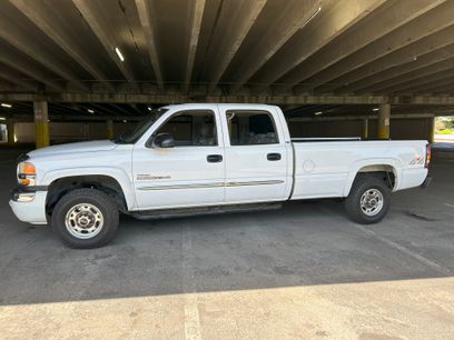 Used 2005 GMC Sierra 2500 SLT w/ Heavy-Duty Power Package