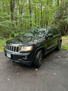 Used 2012 Jeep Grand Cherokee Laredo