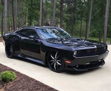 Used 2010 Dodge Challenger SRT8 w/ SRT Option Group II