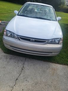 Used 1999 Toyota Corolla LE