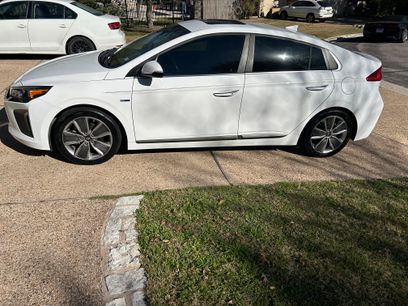 Used 2019 Hyundai Ioniq Limited w/ Ultimate Package 02