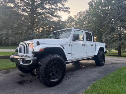 Used 2023 Jeep Gladiator Sport