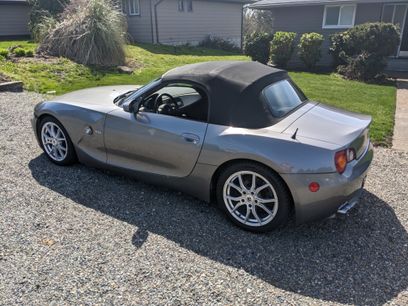 Used 2004 BMW Z4 2.5i