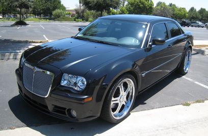 Used 2007 Chrysler 300 SRT8 w/ SRT Option Group II