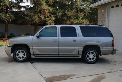 Used 2003 GMC Yukon XL Denali