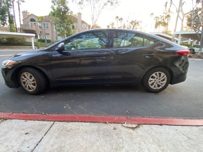 Used 2017 Hyundai Elantra SE