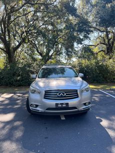 Used 2015 INFINITI QX60 AWD w/ Deluxe Touring Package