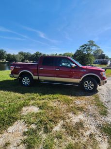 Used 2014 Ford F150 Lariat w/ Lariat Chrome Package