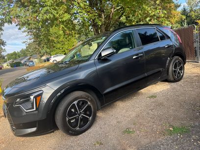 Used 2023 Kia Niro