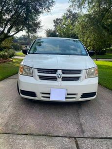 Used 2009 Dodge Grand Caravan SE w/ Climate Group