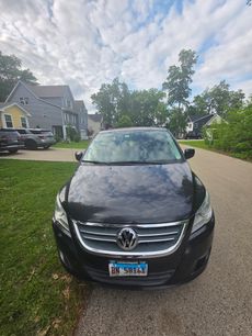 Used 2012 Volkswagen Routan SE