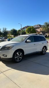 Used 2013 Nissan Pathfinder Platinum