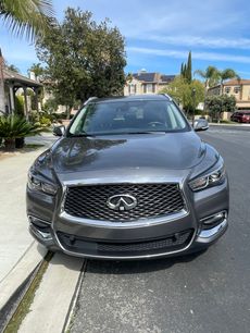 Used 2019 INFINITI QX60 Luxe w/ Essential Package