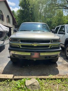 Used 2002 Chevrolet Tahoe LS w/ Off-Road Skid Plate Pkg