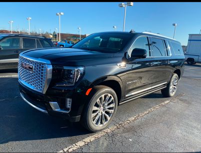 Used 2022 GMC Yukon XL Denali w/ Denali Ultimate Package