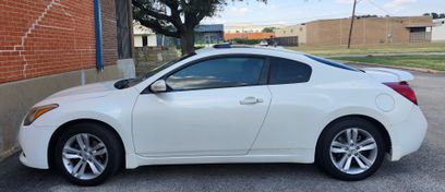 Used 2010 Nissan Altima 2.5 S w/ Premium Pkg