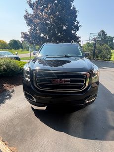 Used 2019 GMC Yukon SLE w/ SLE Value Package