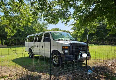 Used 2008 Ford E-350 and Econoline 350 XL