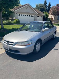 Used 1999 Honda Accord LX