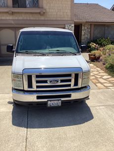 Used 2008 Ford E-350 and Econoline 350 XLT