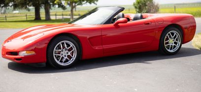 Used 2001 Chevrolet Corvette Convertible w/ Preferred Equipment Group1