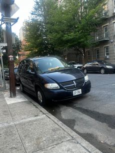 Used 2005 Dodge Grand Caravan SE