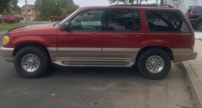 Used 2000 Mercury Mountaineer AWD V8