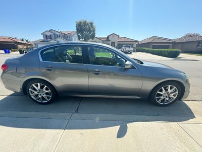 Used 2010 INFINITI G37 Journey