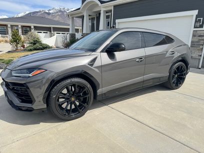 Used 2022 Lamborghini Urus