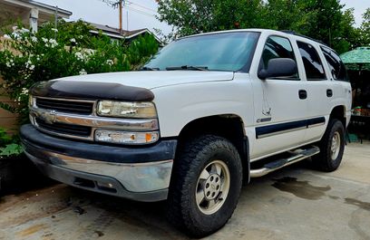 Used 2001 Chevrolet Tahoe LS w/ LS Preferred Equipment Group