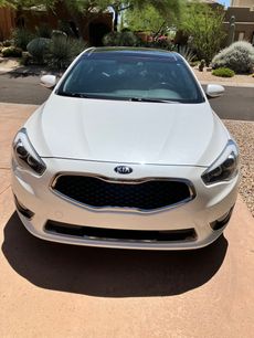 Used 2014 Kia Cadenza Premium w/ Technology Package