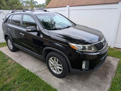 Used 2014 Kia Sorento LX w/ LX V6 Convenience Package