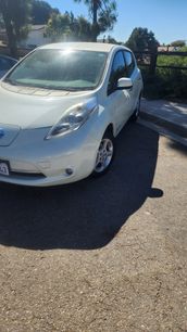 Used 2011 Nissan Leaf SL