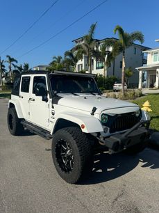 Used 2015 Jeep Wrangler Unlimited Sahara w/ Connectivity Group