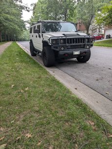 Used 2004 HUMMER H2 w/ Preferred Equipment Group