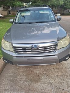 Used 2010 Subaru Forester 2.5X Limited w/ Utility Pkg