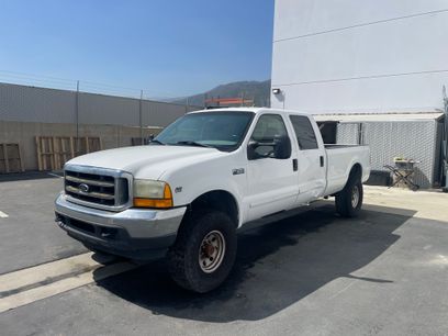 Used 2001 Ford F350 2WD Crew Cab Super Duty