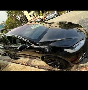 Used 2018 Tesla Model X 75D