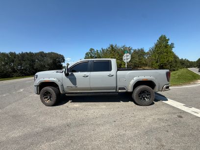 Used 2025 GMC Sierra 2500 AT4 w/ AT4 Premium Plus Package