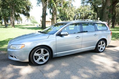 Used 2010 Volvo V70