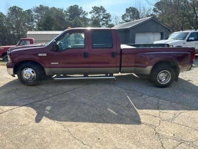 Used 2005 Ford F350 Lariat