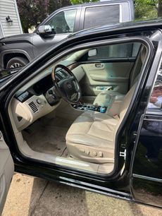 Used 2011 Cadillac DTS Premium