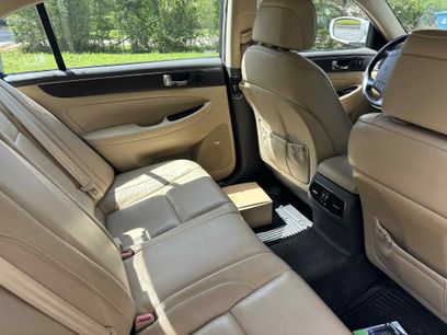 Used 2009 Hyundai Genesis 3.8 w/ Premium Plus Pkg 3