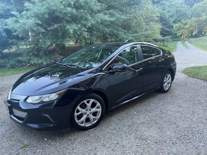 Used 2017 Chevrolet Volt Premier w/ Driver Confidence II Package