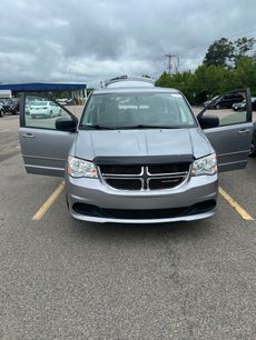 Used 2014 Dodge Grand Caravan SE w/ Quick Order Package 29E SE